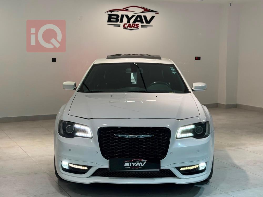 https://cdn.iqcars.ioffbe6e51-011b-4745-a167-96aeb72b8867_0.jpg